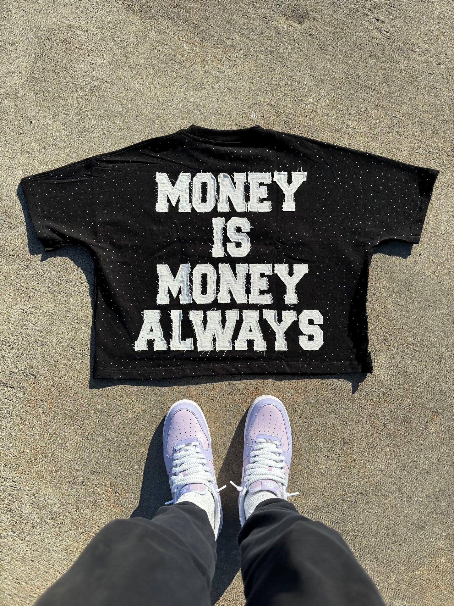 “MONEY MOTIVATION” (BLACK) DROP SHOULDER BOXY TEE